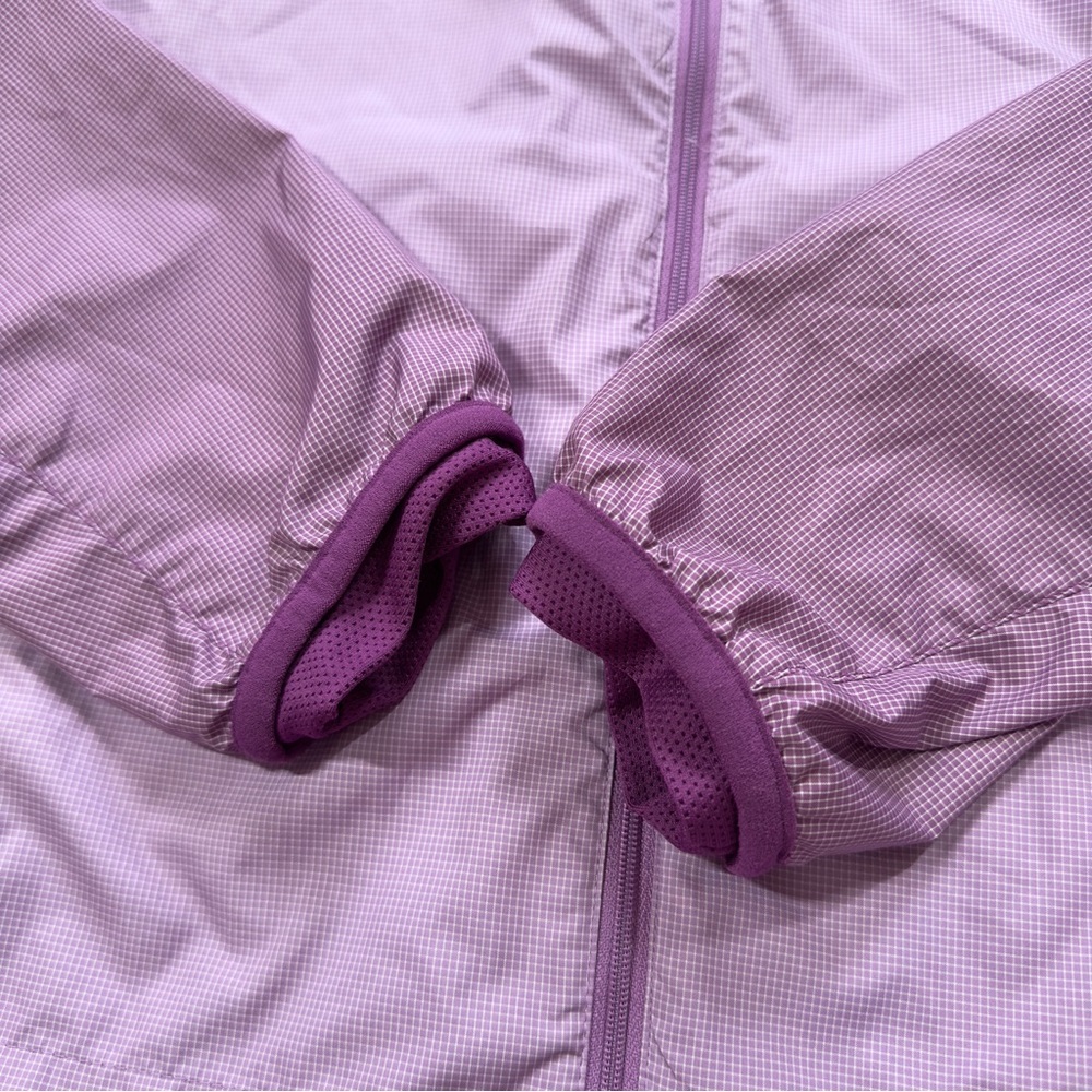 Nike Women’s Windbreaker Running Jacket Hooded Full Zip Lightweight in Purple L - Picture 6 of 14